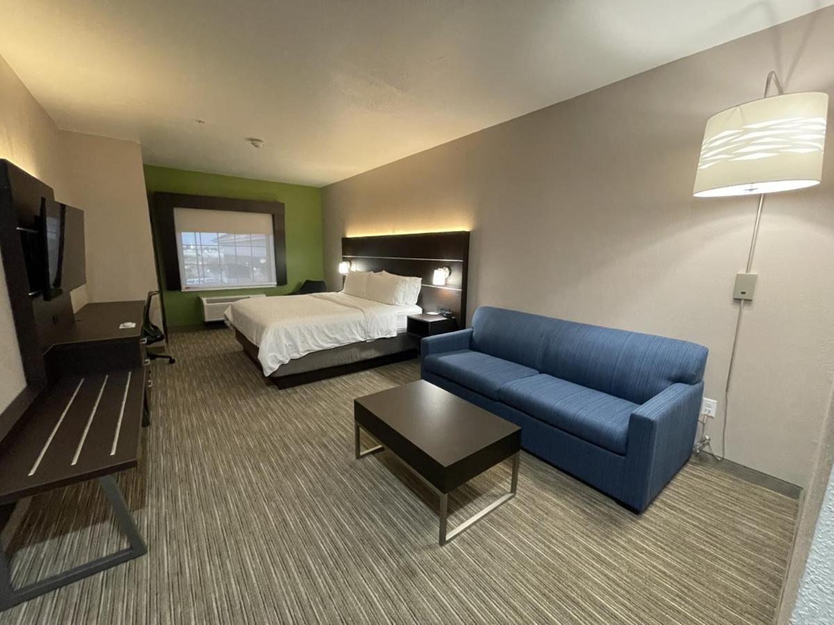 Holiday Inn Express Hotel And Suites Ada By Ihg Exteriér fotografie